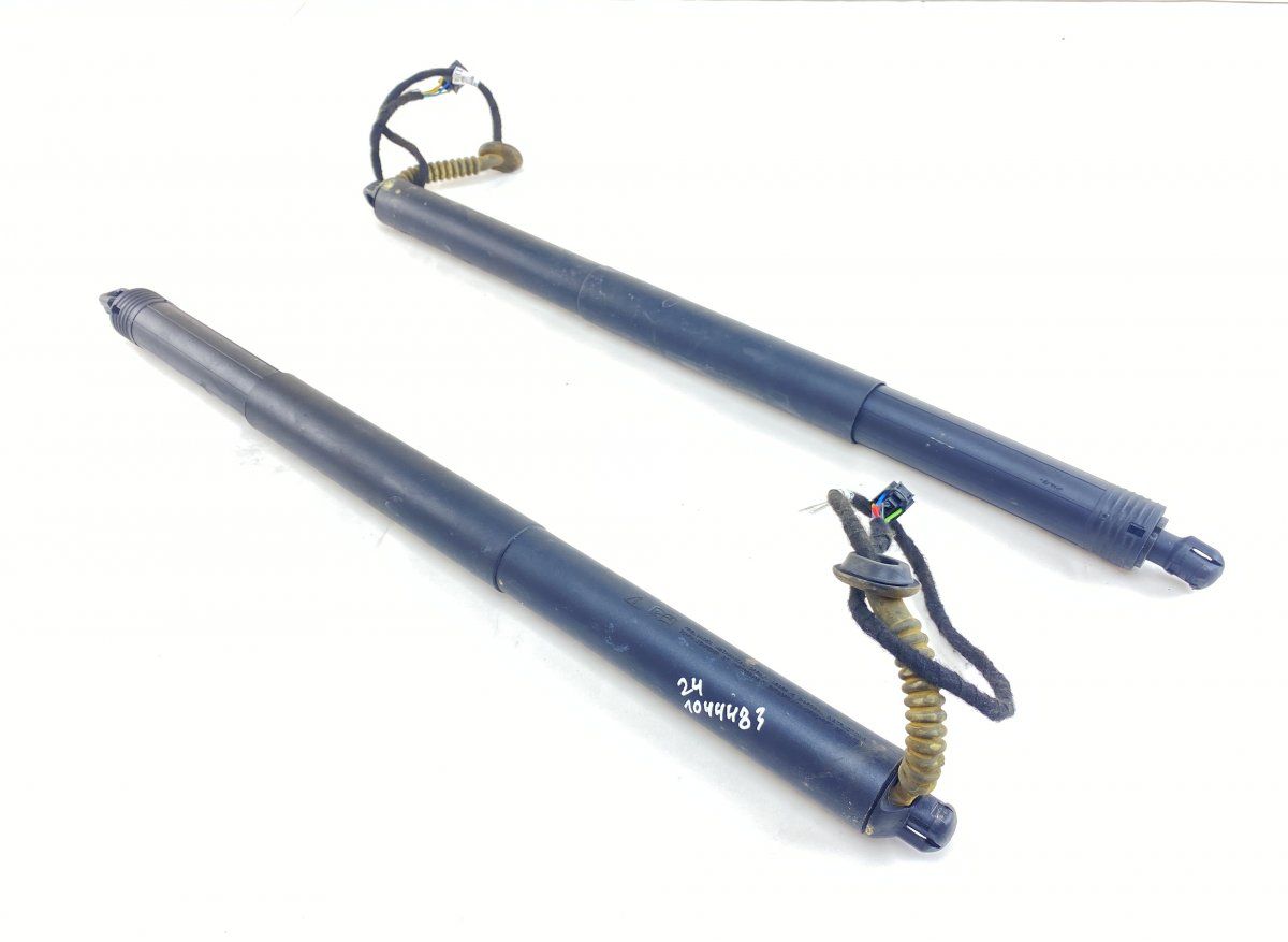 8W8827851E Bootlid / tailgate strut set AUDI A5 (F53, F57, F5A) (2016-)