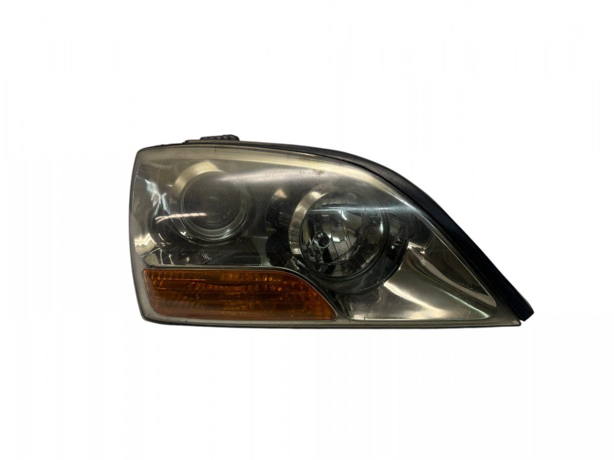 921023E510 Headlight right KIA SORENTO I (JC) (2002-2009)
