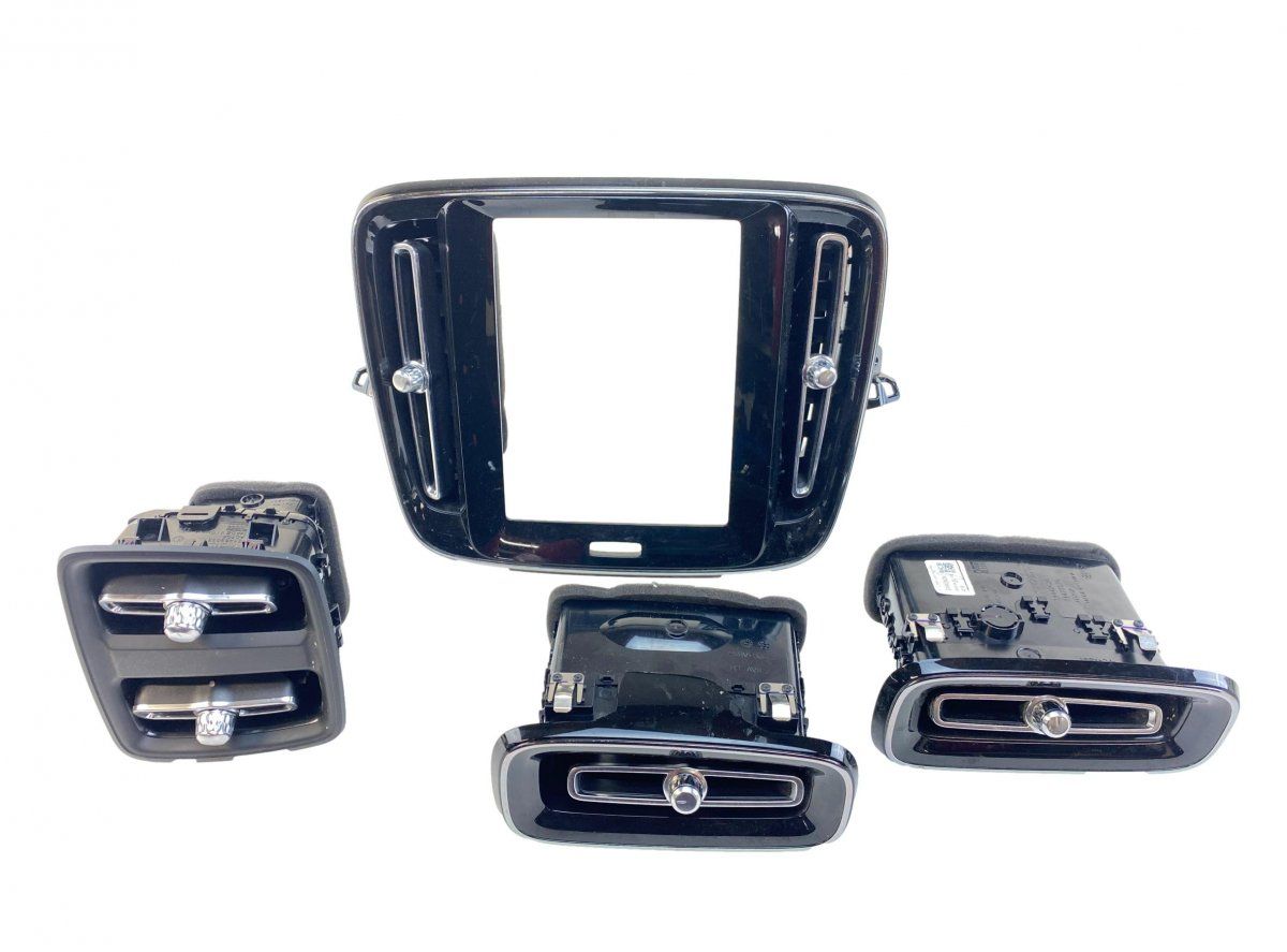 31442627 31442628 Cabin air vent set VOLVO XC40 (536) (10.17-)