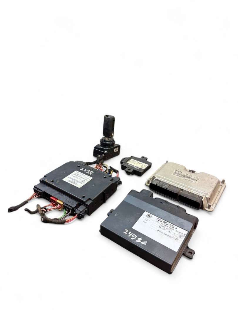 0261207696 022906032BT 7L0907719 3D0905865E 7L5937049C 3D0909135J Engine Control Unit / module (ECU) PORSCHE CAYENNE I (2002-2010)