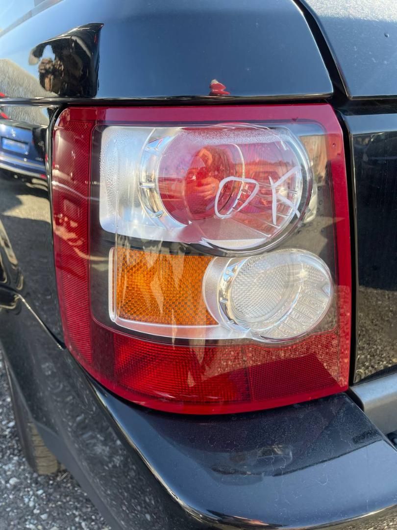 XFB500450 Tail light left LAND ROVER RANGE ROVER SPORT I (L320) (2005-2013)