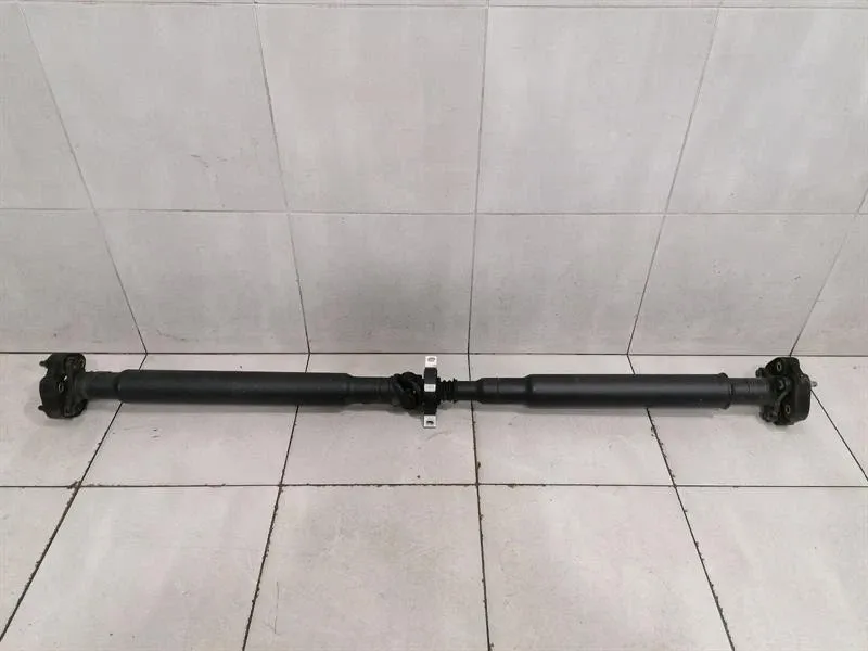 Rolls Royce Wraith RR5 COUPE Propshaft 26107615951 Propshaft -