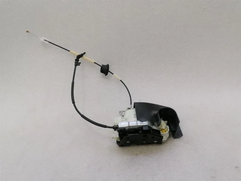 Porsche Cayman 981 GT4 door lock 8J1837015E LHD door lock -