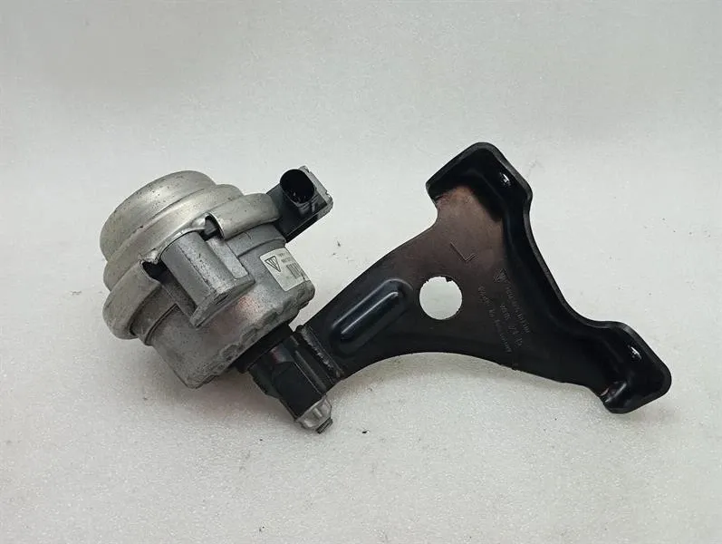 Porsche Cayman 981 GT4 engine mount 98137505980 engine mount padm left bracket-