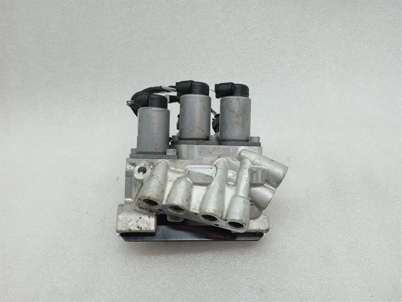 Porsche 911 992 hydraulic valve 992411851 hydraulic valve PDCC TURBO S-