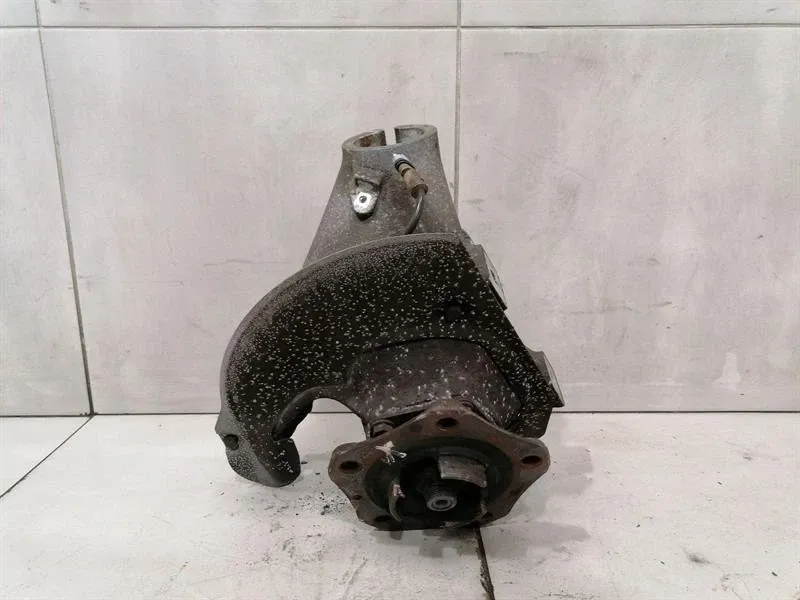 Porsche Cayman 987 Left Front Hub 99734115705 Wheel Bearing Housing Front Left -