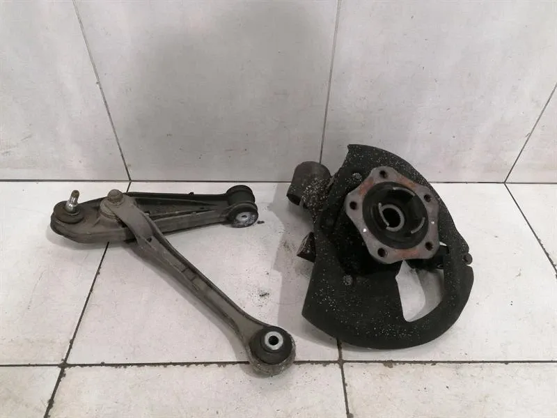 Porsche 911 997 Right Front Hub 997341666 Wheel Bearing Housing Front Right-