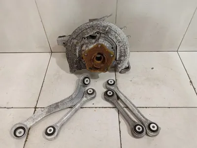 Porsche 911 991 Right Rear Hub 99133111204 Wheel Bearing Housing Rear Right -