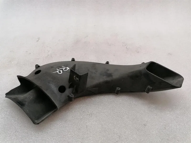 McLaren 570S Spider 11c0694cp Right Rear Brake Cooling Duct -