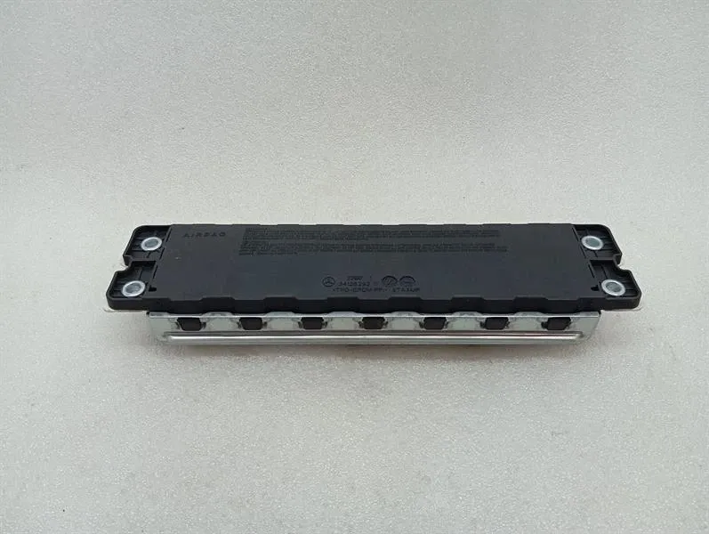 Mercedes C Class W205 KneeModule A2058600302 Modules -