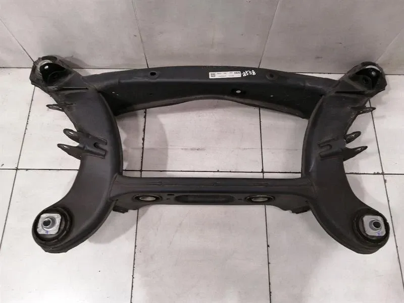 Mercedes C43 AMG C205 W205 Subframe Rear A2053500514 Axle Frame Rear Axle