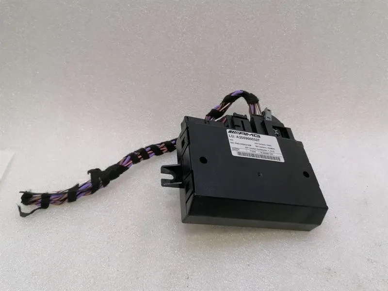 Mercedes C Class W205 AMG Diff Lock Module A2059000327 ECU -
