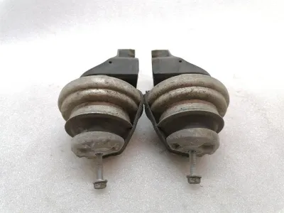 Mercedes GT C190 GTS S Coupé váltótartó-készlet A1902401200 váltótartó-készlet-