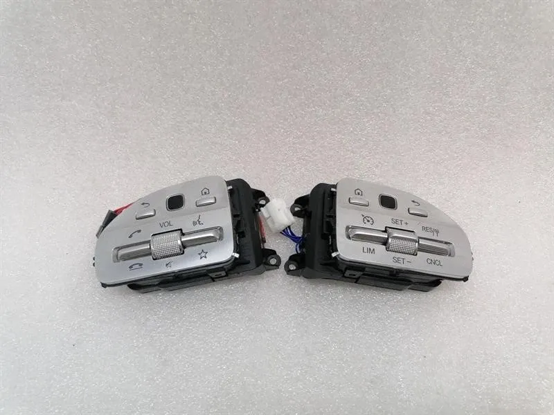 MERCEDES GT C190 GTS S STEERING WHEEL MFL Switch A0999051304 RIGHT HAND DRIVE RHD-