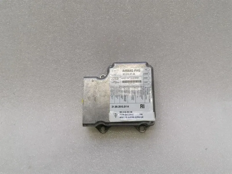 Porsche Cayman 981 GT4 Safety Module ECU 99161820108 Air Control Unit SRS