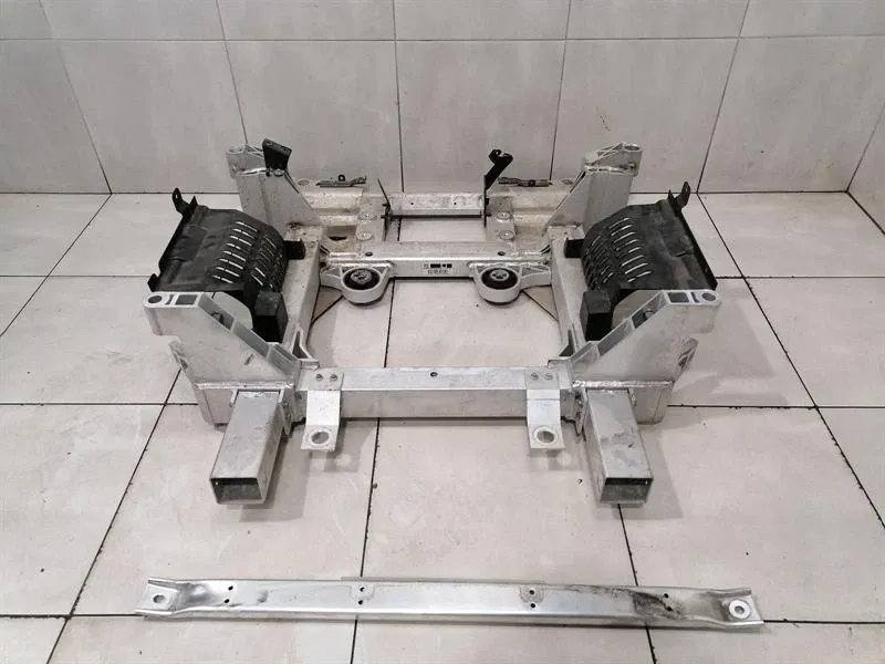 JAGUAR i-PACE X590 EV400 Beam Subframe Front J9D3-5C145-AE Front Axle Carrier AXLE-