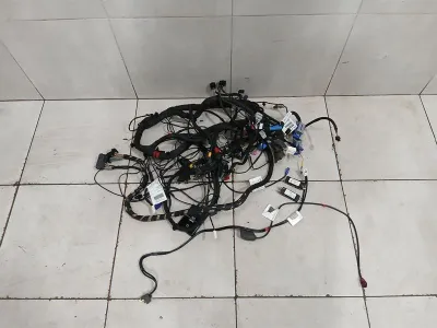 FERRARI GTC4 LUSSO T 3.9 V8 F151M Wiring Loom 795561 DASBOARD RHD Wiring Harness