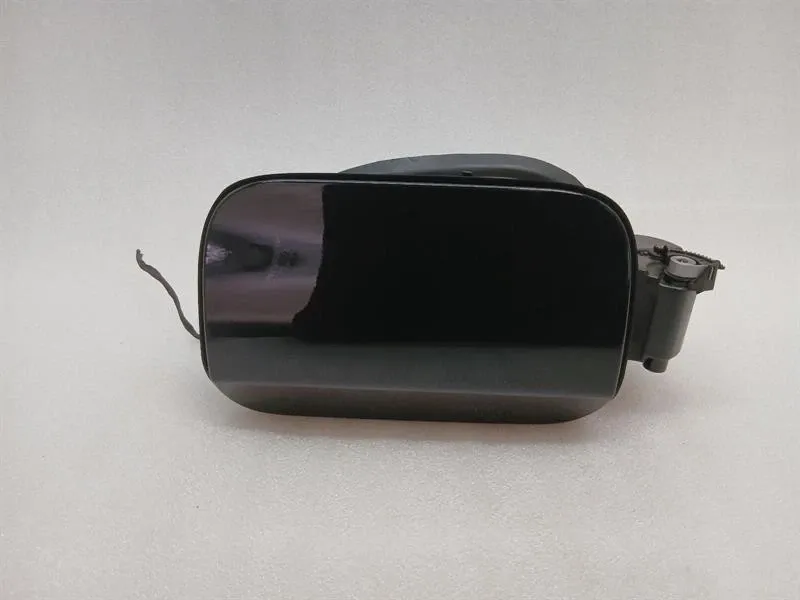 BMW 5 Series F90 G30 M5 Fuel filler cap 7387939 fuel cap tank flap