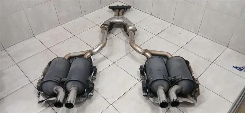 BMW 5 M5 E39 OEM Exhaust Silencer 18101406814 Exhaust Silencer