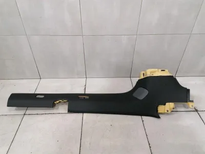 Ferrari GTC4 Lusso F151M 87907200 RH hátsó bőr tetőtakaró-