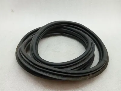 Ferrari GTC4 Lusso F151M Boat Lid Seal 86867800 Boot Seals -