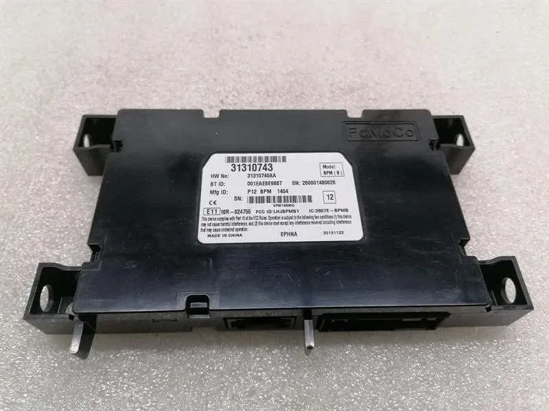 Aston Martin Vantage V12 Bluetooth module 31310743 Bluetooth controller -