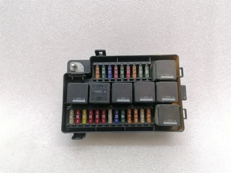 Aston Martin Rapide S Fuse Box AD43-14A074-AA Fuse Box