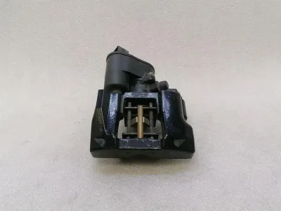 Aston Martin Rapide AMR RRH Caliper AD43-2K327-BA Brake Caliper Rear Right-