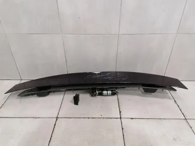 Audi RS5 8T hátsó spoiler 8T0827948B hibák hátsó spoiler -