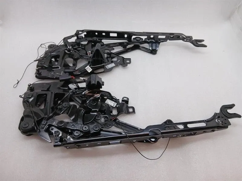 BMW 4 G83 M4 ROOF SOFT TOP HINGE 54345A05E28 SOFT TOP HINGE