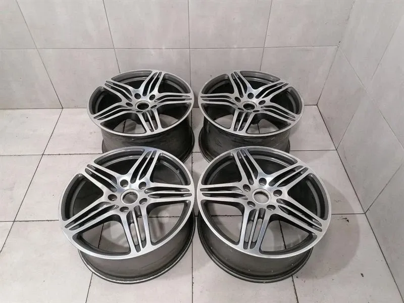 Porsche 911 997 Turbo Alloy Wheel Set 99736215605 Alloy Wheel Set 19" 11J x19 ET51-