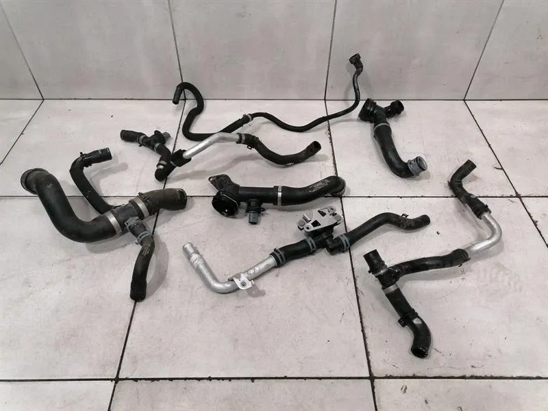 PORSCHE Panamera 971 Cooling Pipe 971121438 Cooling Water Hose Hose-