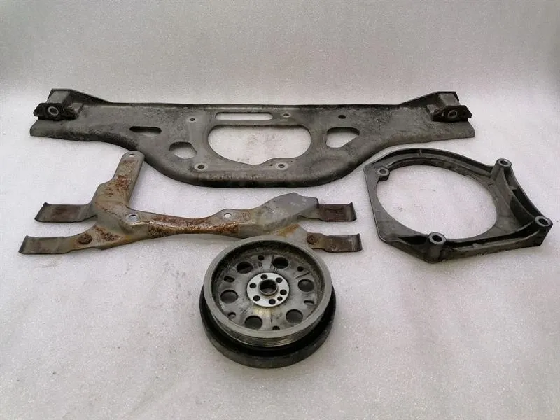 Porsche 911 997 engine mount 9A137501303 engine mount 99711302731-