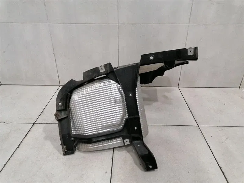 Porsche Panamera 971 holder bracket 971807454B bumper mount right -