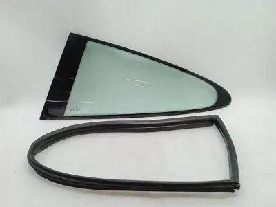 Porsche 911 996 Left Rear 1/4 Glass 99654311103 Door Window 1/4 Rear LH-