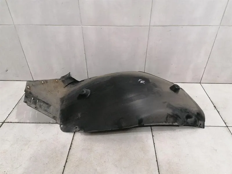 Maybach 57 W240 wheel arch liner A2408840422 wheel arch cover front right-