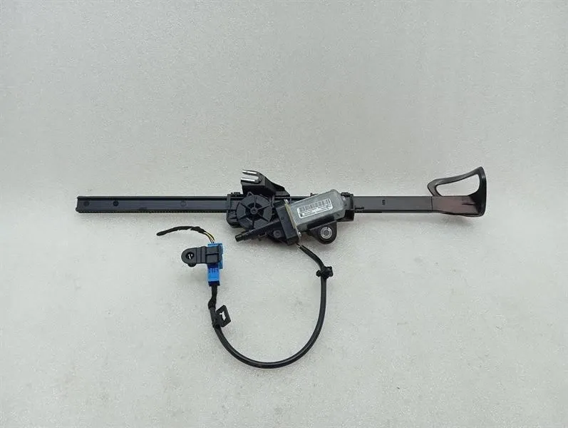 Mercedes C Class W205 R Seatbelt Feeder A2058600282 Seat Belt Adjuster-