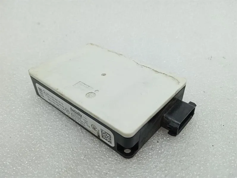 MERCEDES C CLASS W204 RADAR SENSOR A0009050010 RADAR BLIND SPOT-