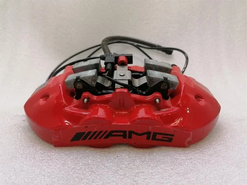 Mercedes C63 AMGW204 Right Rear Caliper A2044230097 Rear Brake Caliper RE M156-