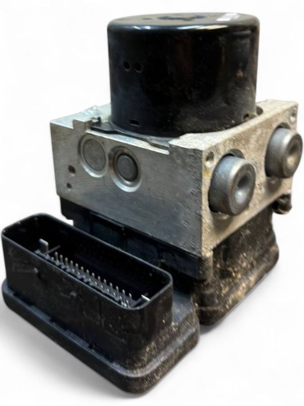 30681619 P30681619 8G9N2C405AC ABS hydraulic unit / pump VOLVO V70 III (BW) (2007-2016)