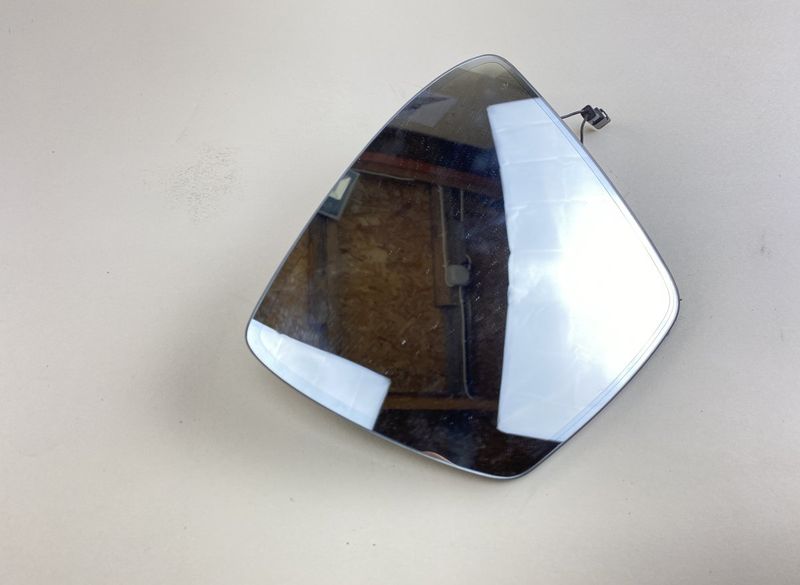 565857521B Mirror glass left SKODA KODIAQ I (NS7) (2016-2024)