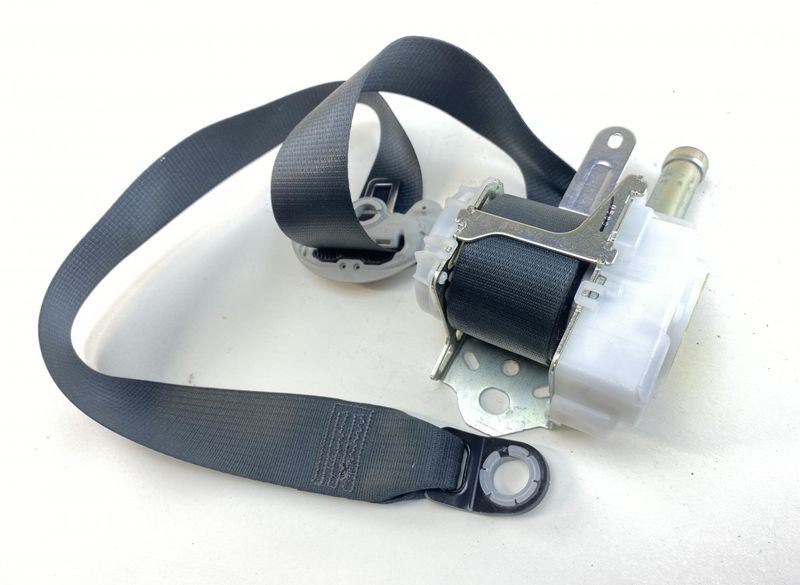 7322002610 Seat Belt Front Left TOYOTA AURIS (E18) 2012-2018