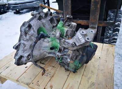 F17 Gearbox OPEL CORSA D (S07) (2006-2014)