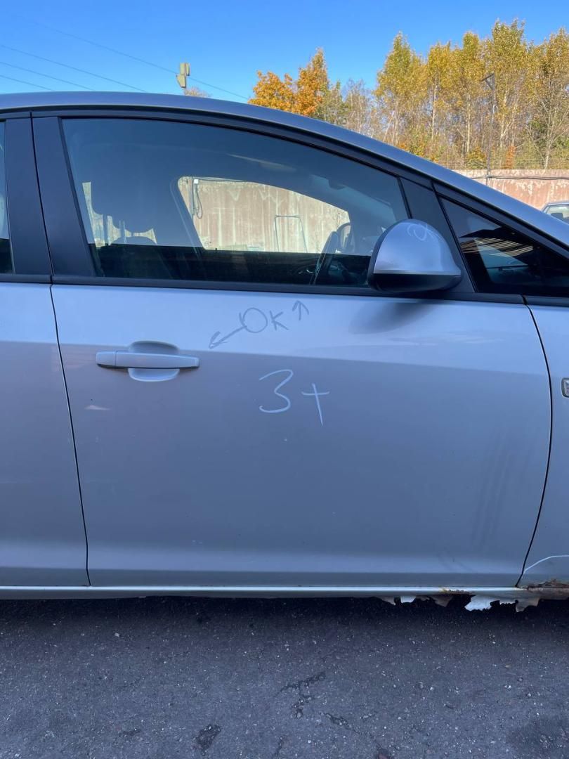 124080 128101 Door Front Right OPEL ASTRA J (P10) (2009-2015)