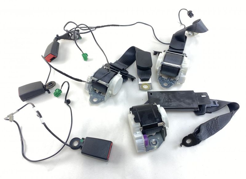 1UU52DX9AD 1WK65DX9AD 6AR17DX9AA Seat Belt Set JEEP CHEROKEE V (KL) (2013-2023)