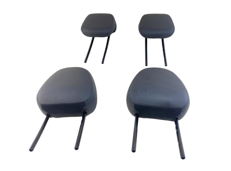 7UK96U00AA Headrest set JEEP AVENGER (J2) (2022-)