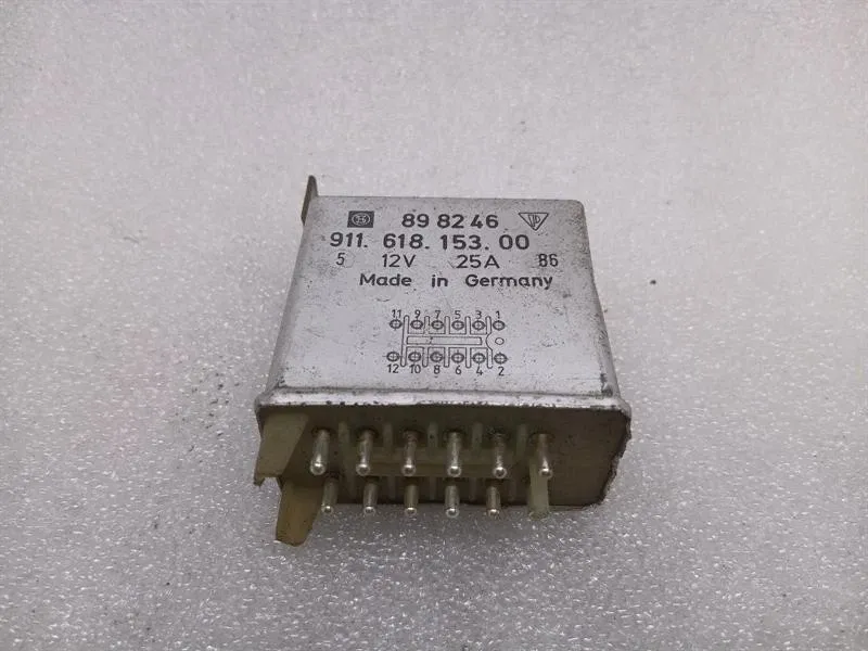 Porsche 911 Carrera 3.2 1984-1989 Module 91161815300 ECU Relay-