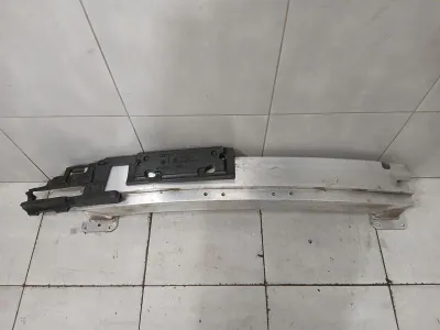 Porsche Taycan 9J rear bumper beam 9J1803184C rear bumper carrier-