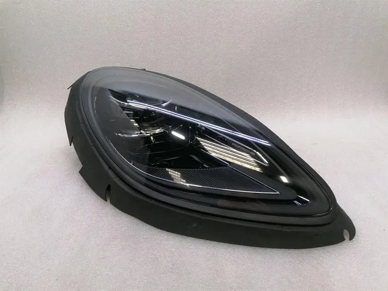 2022 Porsche Macan 95B Right Headlight 95B941016G PDLS MATRIX LED Headlamp-