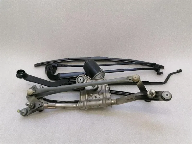 Ferrari 599 GTB F141 Front Wiper Linkage 68577800 LHD Wiper Motor Front SET-